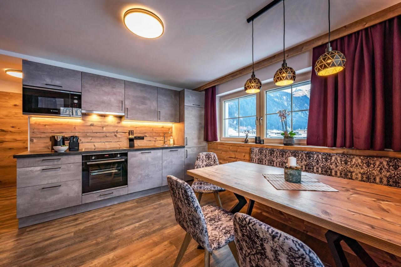 Gaestehaus Wiesengrund & Apart Sporer Mayrhofen Exteriér fotografie